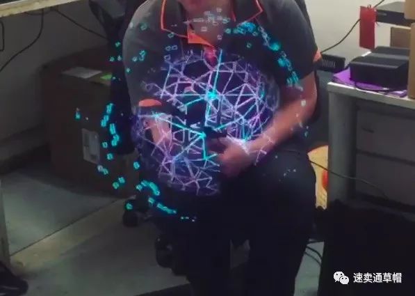 中国产“LED电风扇”在国外社交网络上爆红!老外纷纷跪求购买链接